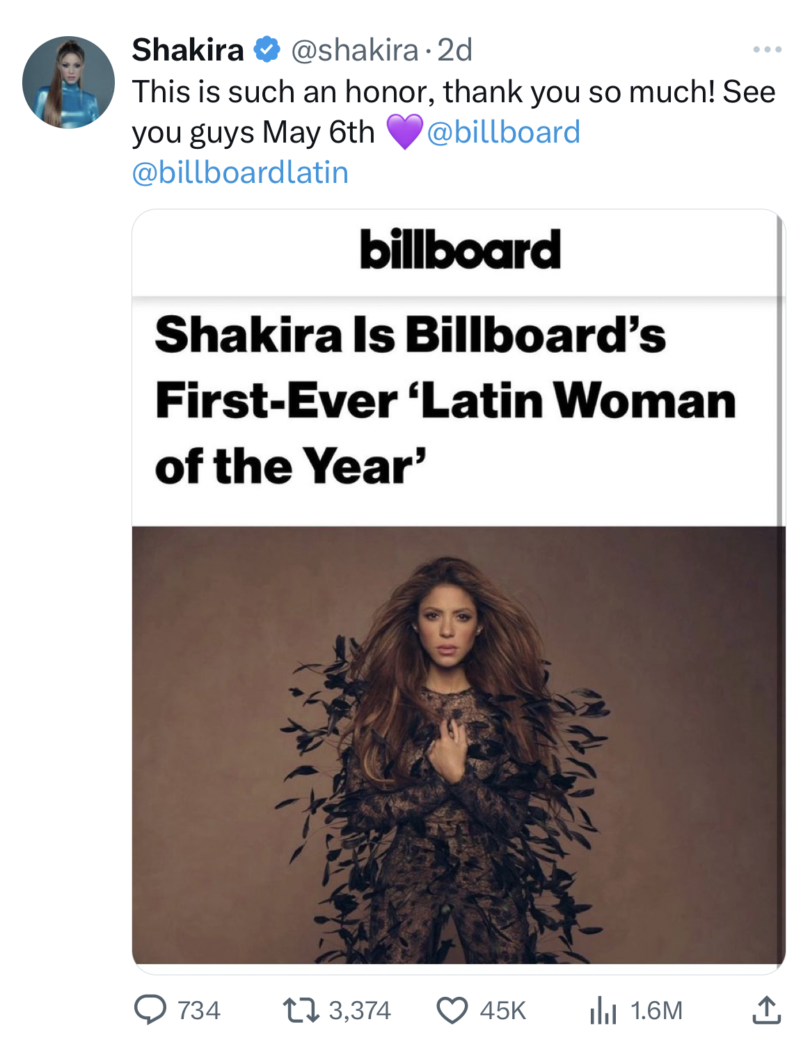 Captura de pantalla de una tweet de Shakira donde dice “Es todo un honor, ¡muchas gracias! Nos vemos el 6 de mayo” seguido por un emoji de corazón y una mención de la cuenta de Twitter de Billboard