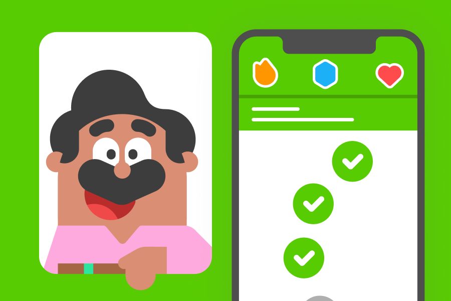 Ilustração do Óscar sorrindo ao lado de uma tela de celular com o aplicativo do Duolingo aberto.