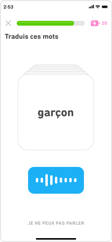 Une capture d’écran des nouvelles cartes mémo. Les mots en français apparaissent les uns après les autres sur une carte, et une onde sonore bleue s’illumine sous chaque carte lorsque l’utilisateur prononce la traduction en anglais. La carte devient verte lorsque la réponse est correcte, et la carte suivante apparaît.